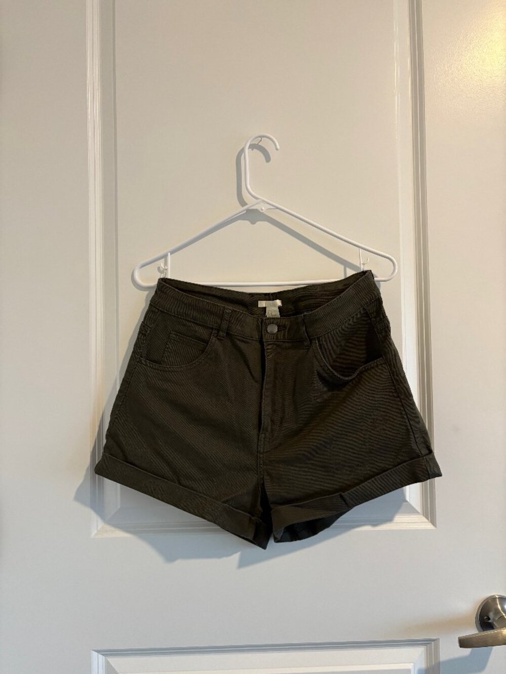 H&M Women's 12 Jean Shorts